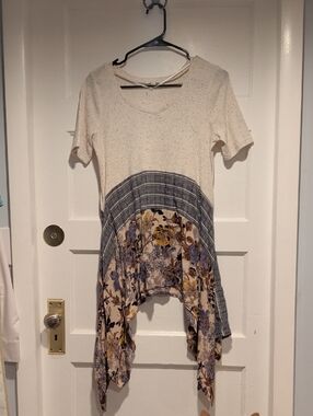 Boho Floral Handkerchief Tunic Top